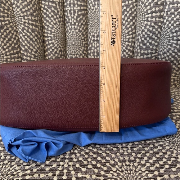 BAGGU Medium Recycled Leather Crescent Shoulder Bag Mahogany Burgundy NWT - Picture 12 of 14